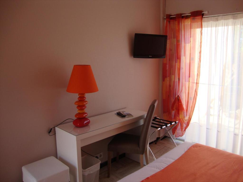 Hotel Le Golfe Bleu Cavalaire-sur-Mer Room photo